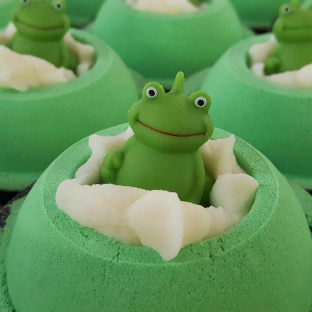 Its not Easy Being Green Bath Blaster 160g - LoveHerbsOnTheHill.com